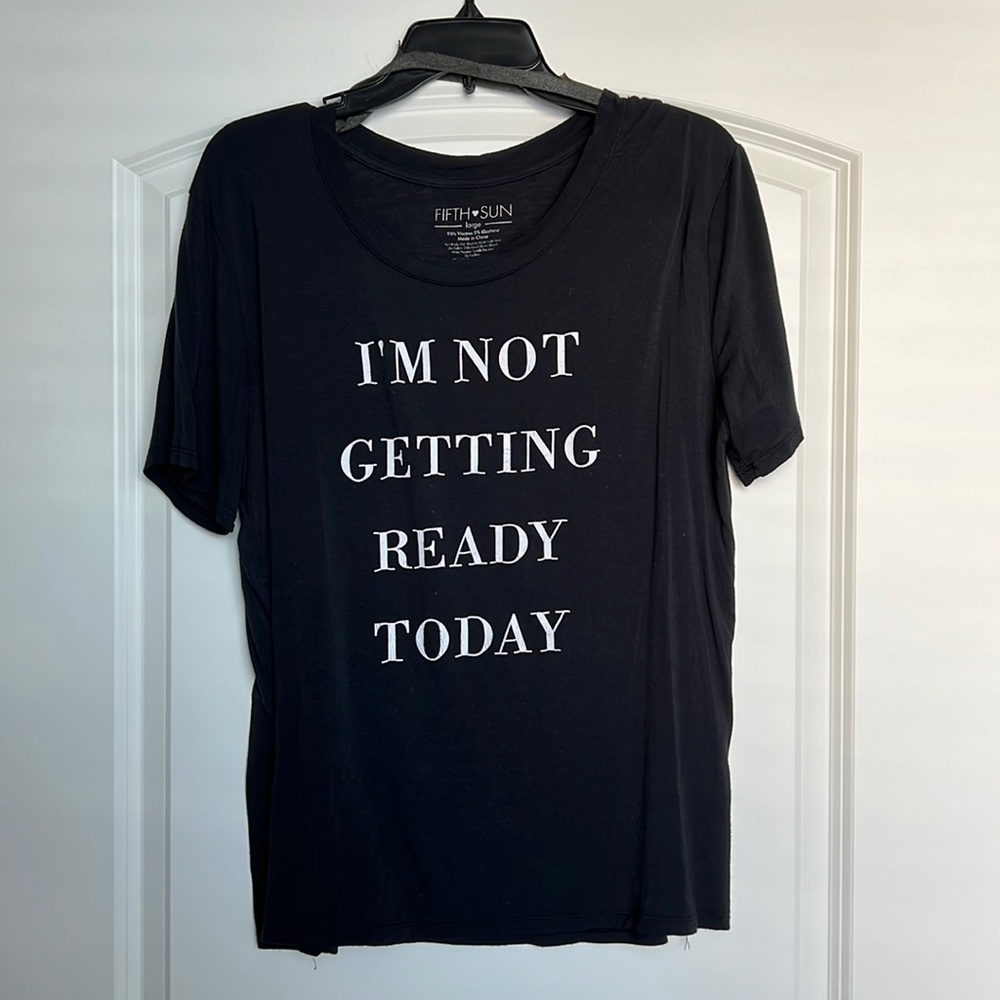 Graphic tee